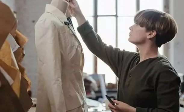 Why Next Day Delivery Is a Game Changer for Your Fashion Business