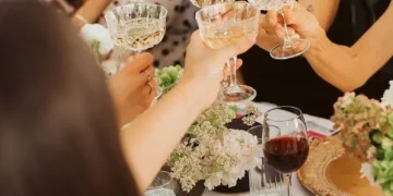 Top 6 Budget-Friendly Tips to Look Stunning at Parties