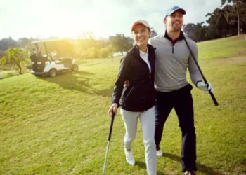 How to Dress to Impress on the Golf Course