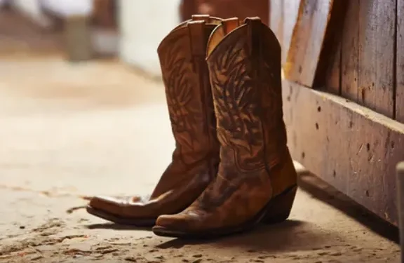 5 Reasons Why Western Boots Are Perfect for Work