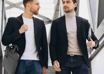 Mastering the Art of Color Matching in Men’s Style