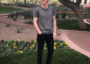 How to Nail Your Club Outfit Without Overthinking It