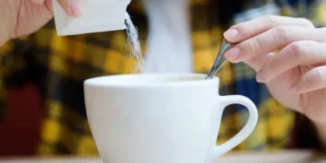 The Bitter Side of Artificial Sweeteners: What They Really Do to Your Blood Sugar