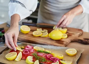 5 Key Nutrients to Help You Beat Fatigue and Stay Energized