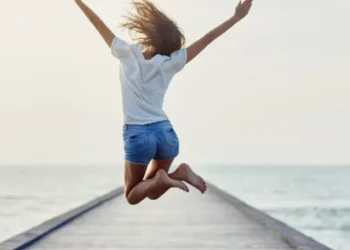 22 Simple Ways to Build a Healthier, Happier Life