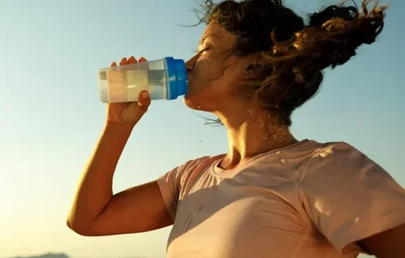 Mastering Hydration and Fueling for Hot Weather Training