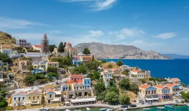 The Ultimate Guide to Exploring Rhodes: What to See, Eat, and Experience