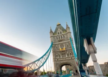 How to Get from London Airports to the City Center: A Complete Guide