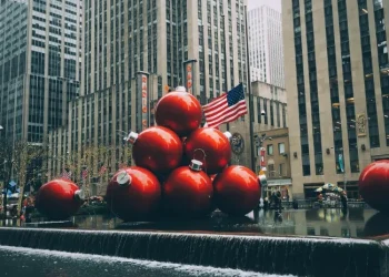 The Ultimate Christmas Guide for NYC: Top Things to See & Do