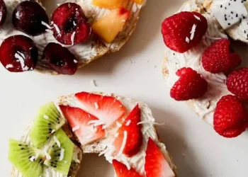 Managing PCOS Naturally: Effective Diet and Lifestyle Strategies