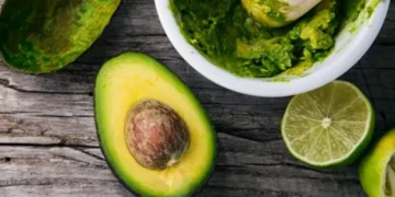 9 Foods to Improve Your Digestion Naturally